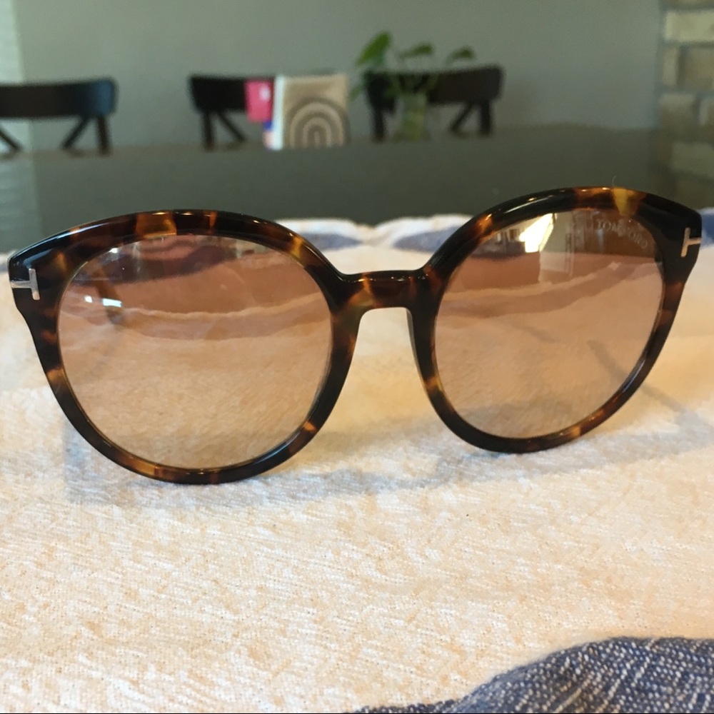 Gorgeous Tom Ford Sunnies 😎